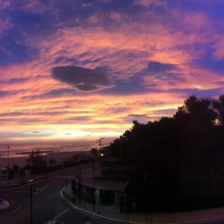 Apartment Sunrise Beach House - Sea View