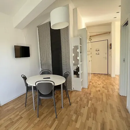 Sunrise House - Sea View Apartment *